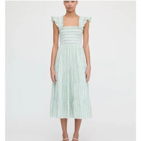 Hill House Home The Ellie Nap Dress in Apple Green Stripe, NEW WITH TAGS💚 - Picture 1 of 7